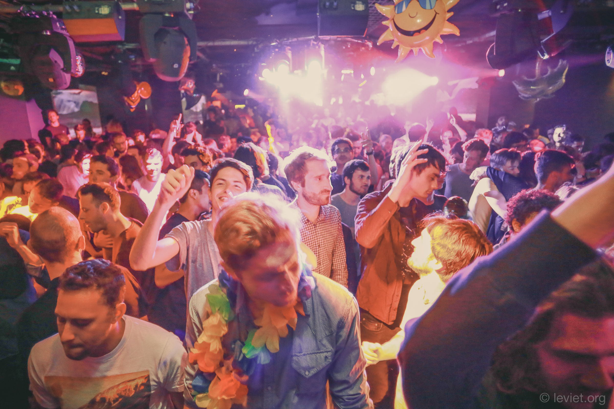 Dure Vie - Rex Club