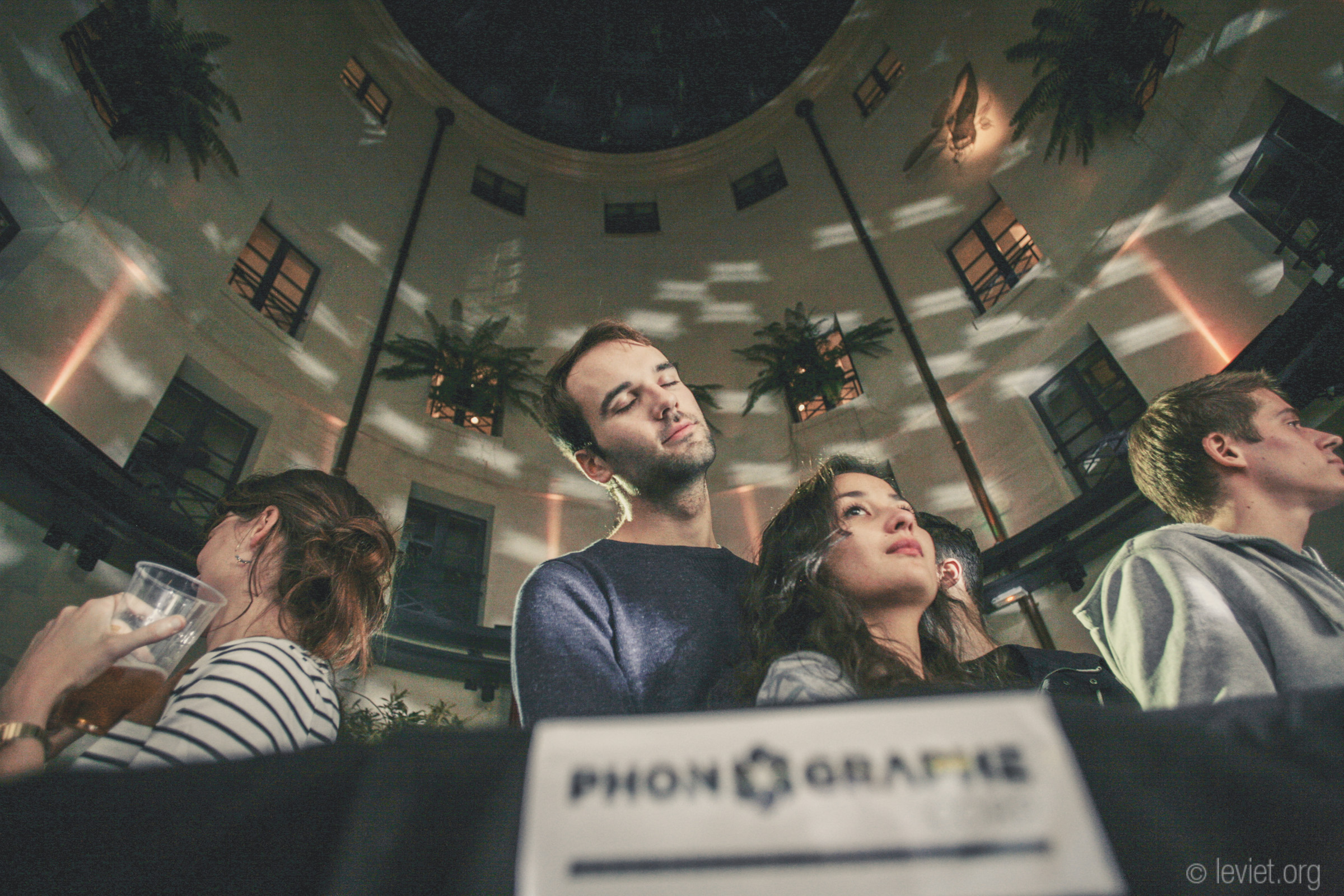 Phonographe Corp 6e Rotonde