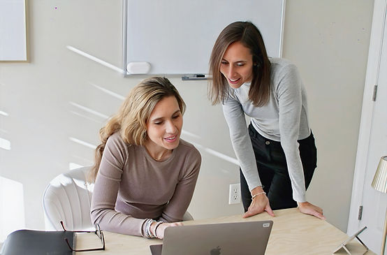 therapist, nutritionist