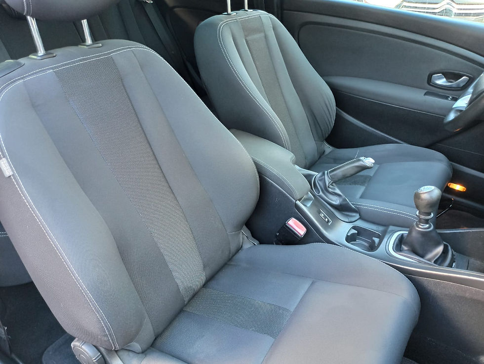 Miniatura: Renault Megane Coupé 1.9 DCI