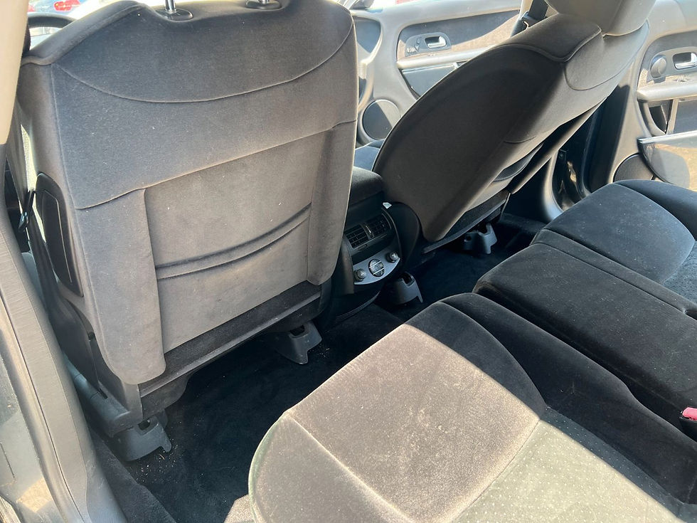 Miniatura: Citroen C6 2.2 HDi