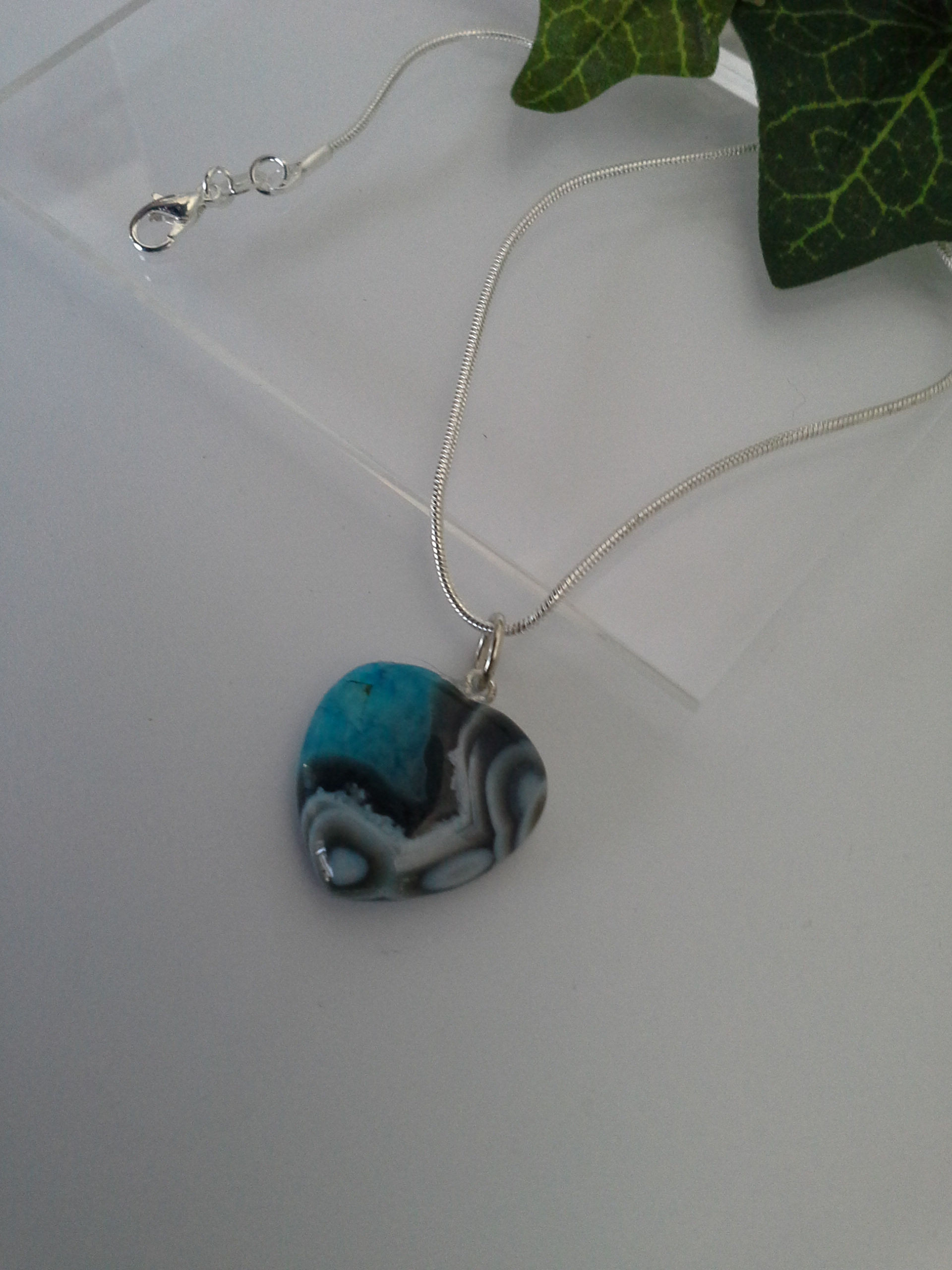 Love Power Necklace Natural Agate Heart Silver