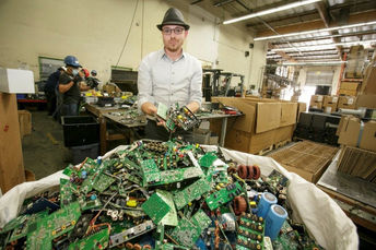 El impulsor de un innovador sistema de reciclaje se enfrenta a la cárcel por tratar de prolongar la