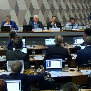 CCJ do Senado aprova PEC que proíbe aposentadoria compulsória a juízes e militares como punição