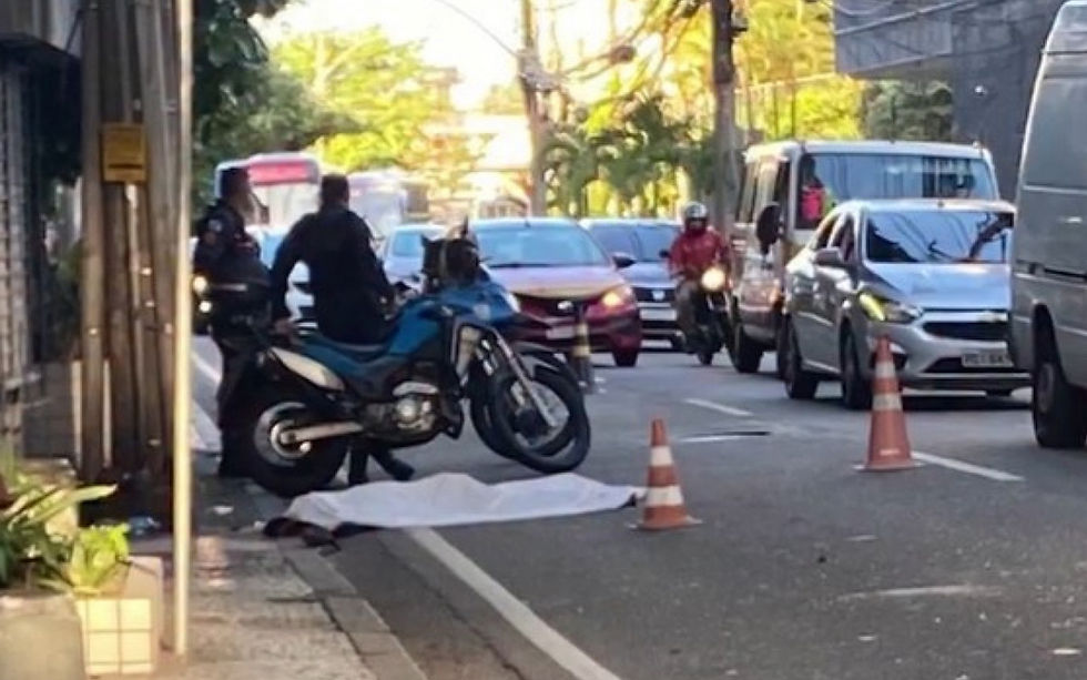 Homem morre eletrocutado ao tentar furtar cabos na Freguesia
