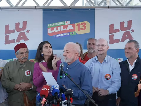 Lula cumpre desafio do sigilo, entrega dados ao TSE e cobra Flávio: 'Vamos ver quem é ladrão'