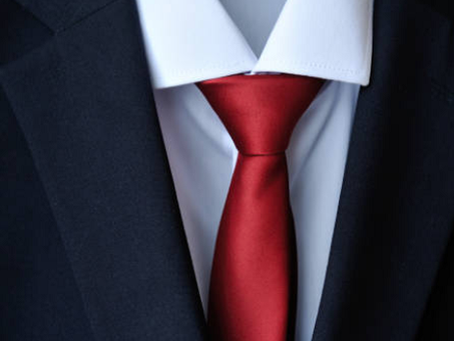 Com que roupa eu vou? Por Oswaldo Mendes