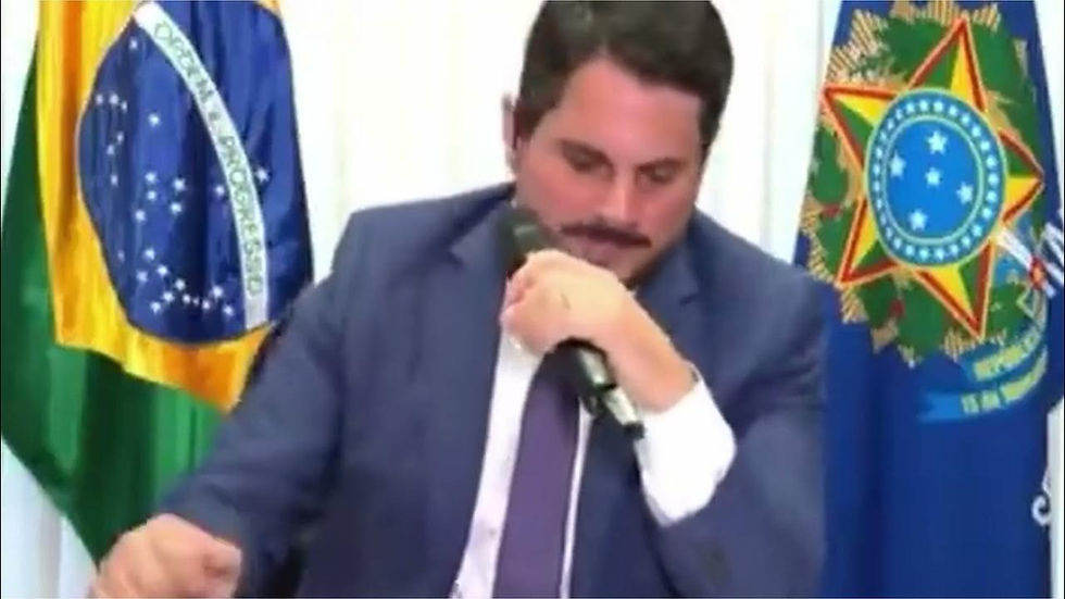 Do Val chorou em entrevista/Foto: Reprodução