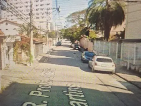 Mulher é encontrada morta dentro de apartamento em São Gonçalo