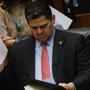 Alcolumbre sinaliza que só votará PEC do fim da 6x1 em agosto
