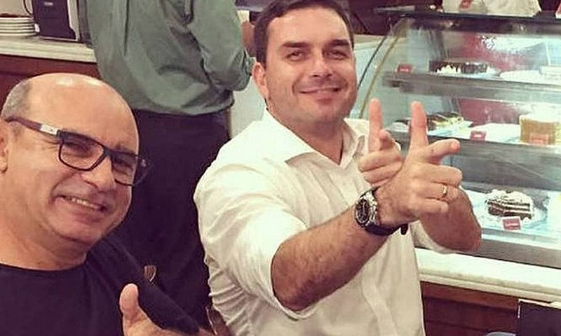 Advogado da família Bolsonaro declarou à imprensa que não sabia do paradeiro de Queiroz / Foto: Reprodução/Internet