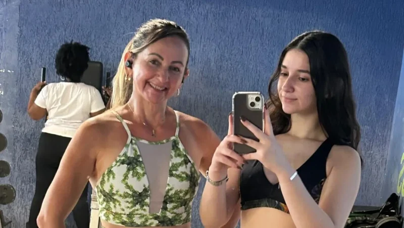 'Eu ouvi a voz da minha filha novamente', diz mãe de jovem esfaqueada em São Gonçalo