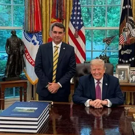 Flávio Bolsonaro atuou por novo tarifaço dos EUA que atinge Pix