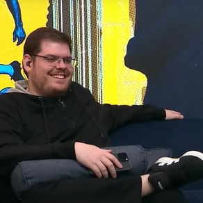 VÍDEO: Casimiro alfineta PodPah e Flow por competição de doação de sangue