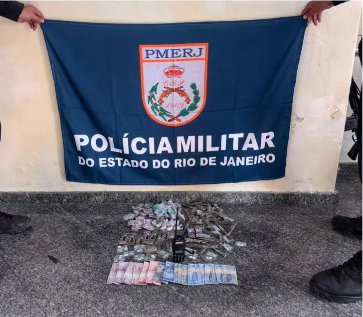  Adolescente é apreendido por tráfico de drogas em Niterói