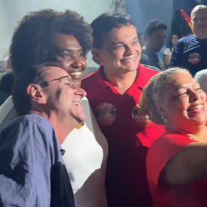 Dimas lança livro, faz ato com Paes e Benedita e inaugura comitê em São Gonçalo