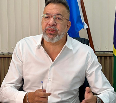 Márcio Canella é preso em flagrante com fuzil em ação da PF