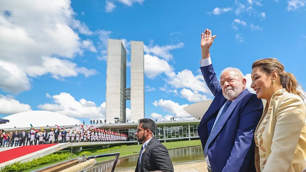 O presidente Lula (PT), ao lado da primeira-dama Janja, durante a cerimônia de posse em 2023. Foto: Reprodução