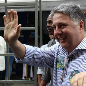 PSOL vai ao TSE contra desistência de Garotinho que pode encerrar eleição no primeiro turno