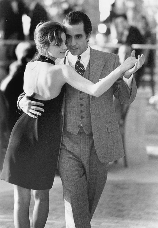 Gabrielle Anwar e Al Pacino em Perfume de Mulher (1992)/Foto: Divulgação