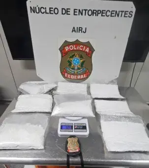 Mulher é presa no Aeroporto do Galeão por portar 4 kg de cocaína