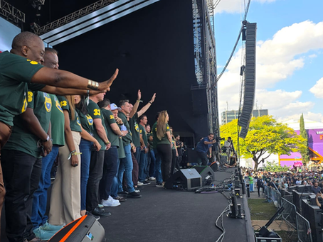 Marcha para Jesus: André Mendonça, relator do caso Master, sobe ao palco com Flávio, Tarcisio e Nunes