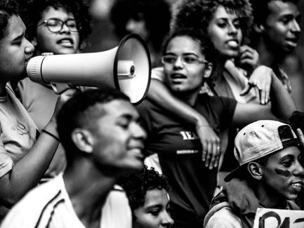 Educar para a democracia: você tem algo a dizer?