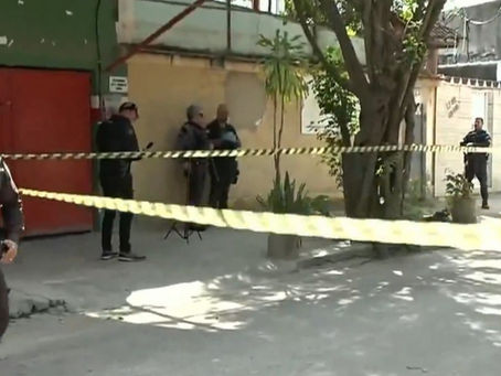 Homem é morto a tiros próximo a campo de futebol em Curicica
