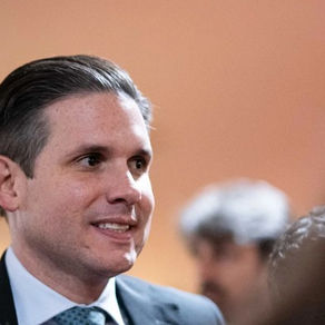 Motta cria oficialmente comissão da PEC que reduz maioridade penal