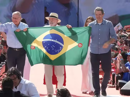 Lula volta às origens em primeiro ato de campanha pelo 'tetra'