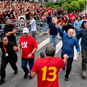 Sob pressão, Lula e PT encontram em Bowie e Queen uma mensagem de amor contra o bolsonarismo