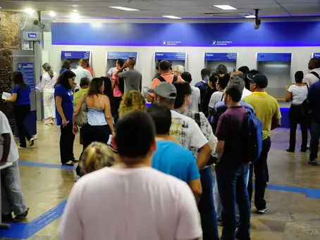 Atraso em sistema informático paralisa saques do Fundo PIS/Pasep