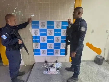 Polícia apreende arma, drogas e prende dois suspeitos após confronto em comunidade da Zona Norte de Niterói