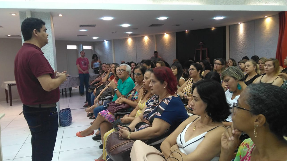 O secretário de Educação Marcelo Azeredo participou das palestras/Foto: Divulgação