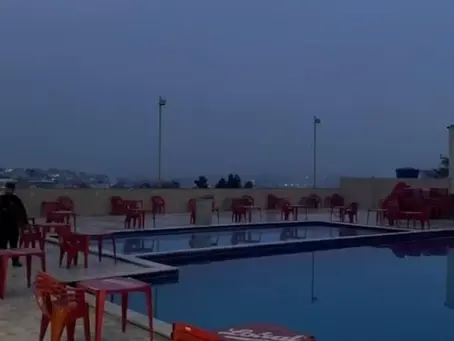 Operação mira esquema que lavava dinheiro do tráfico em clube e pousada no RJ