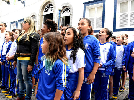 Angra dos Reis: 228 vagas para Educação