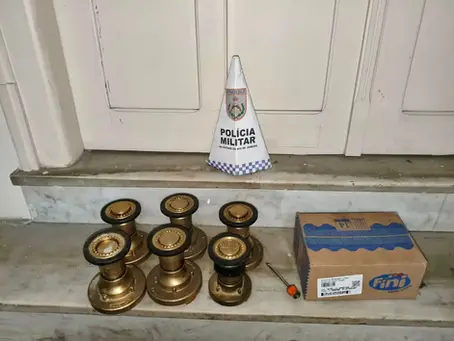  Homem é preso no Centro de Niterói após furtar 6 esguichos de mangueiras