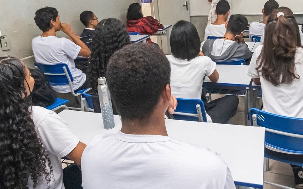 Governo do Rio abre renovação de matrículas em escolas estaduais