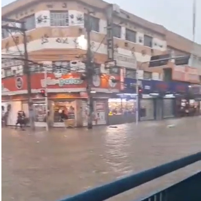 Temporal provoca alagamentos e transtornos no trânsito de São Gonçalo