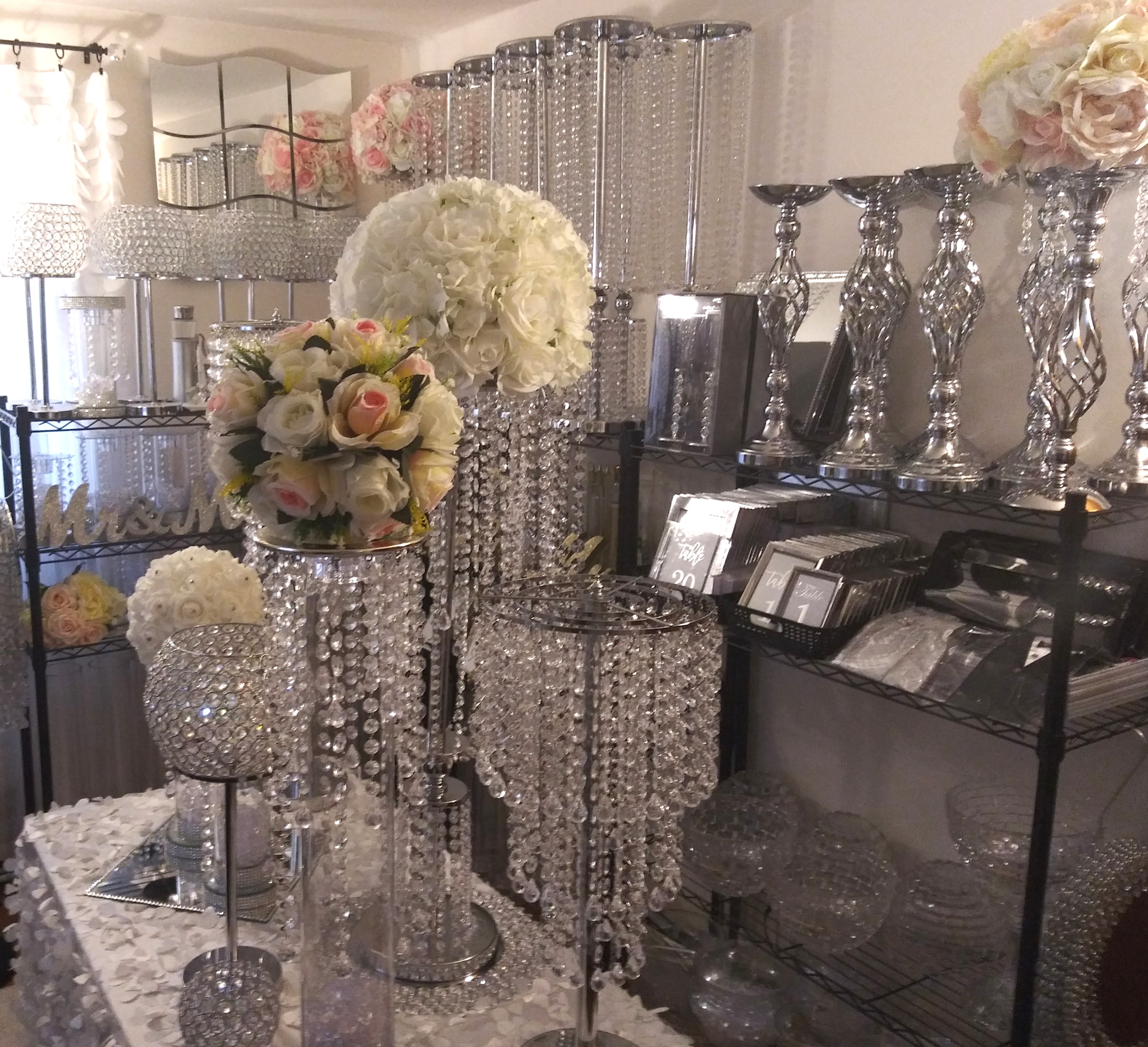 Gallery Centerpiece Rental