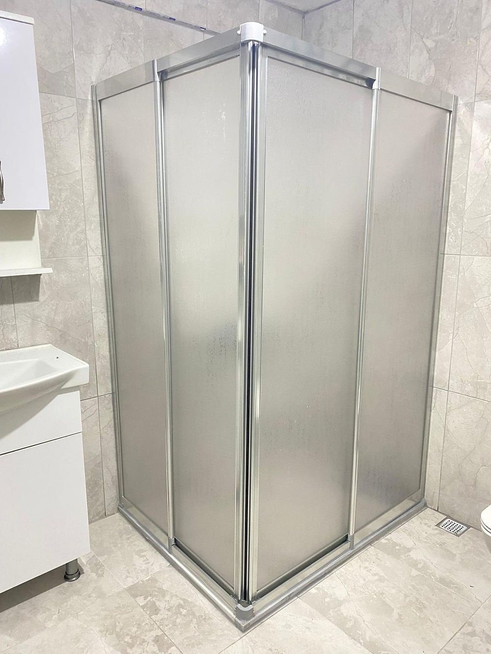 Beyaz Duşa Kabin beyaz sürgülü temperli maki duşa kabin modeli 120x100