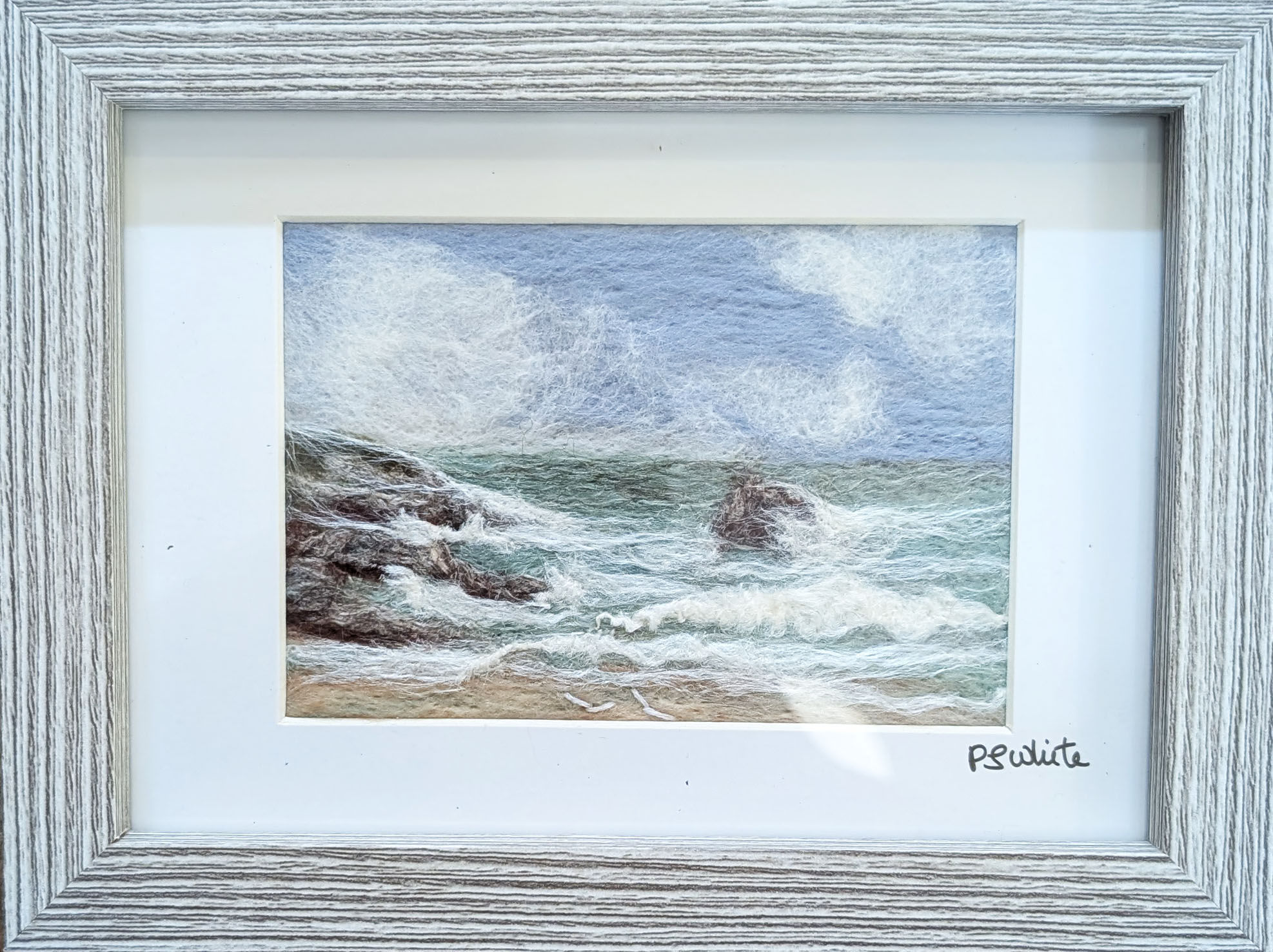 Breaking waves - TEXTILES - PIP WHITE