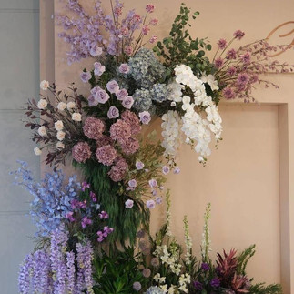 Hoa lụa được ưa chuộng trong decor