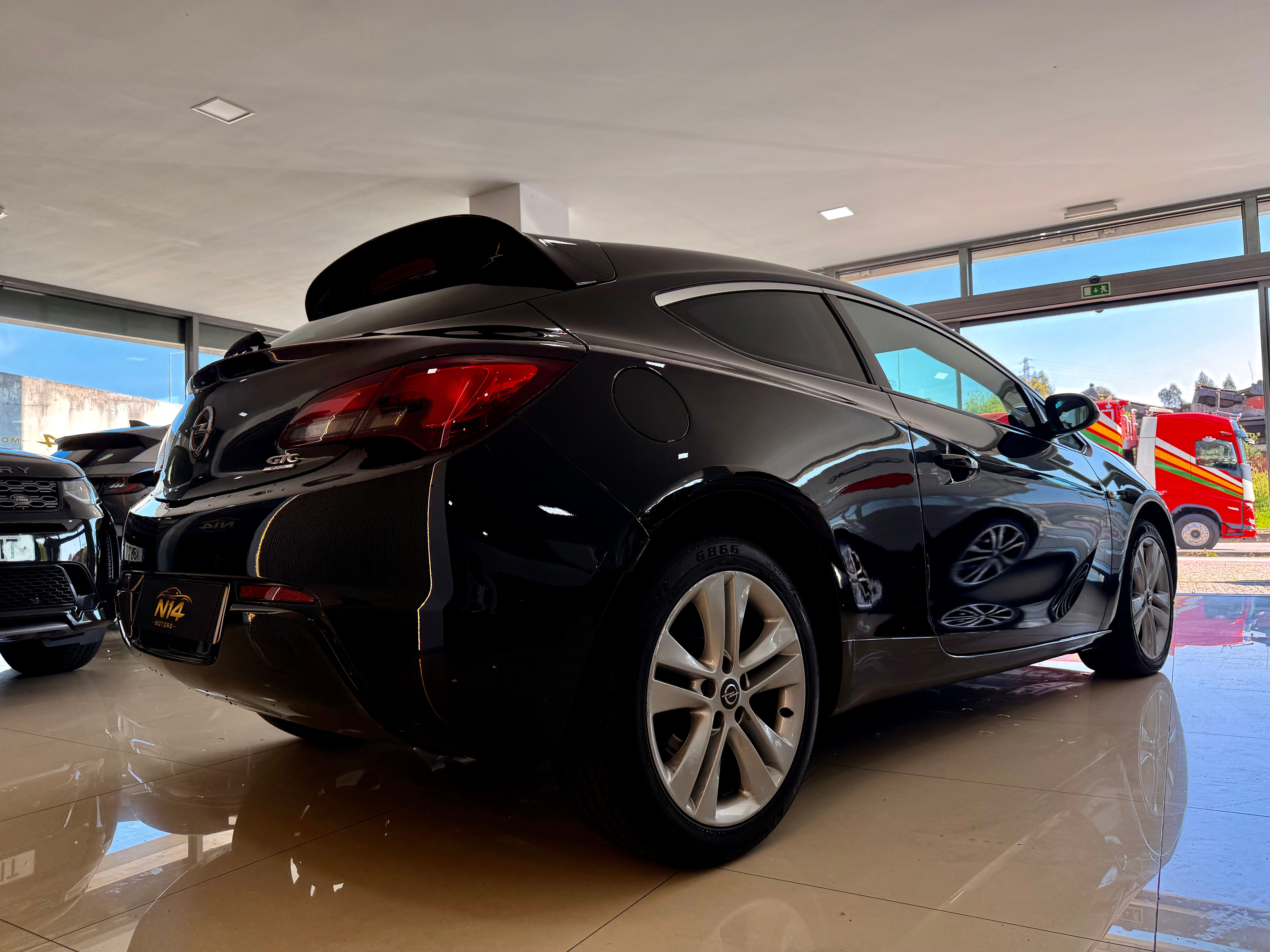 Opel Astra gtc