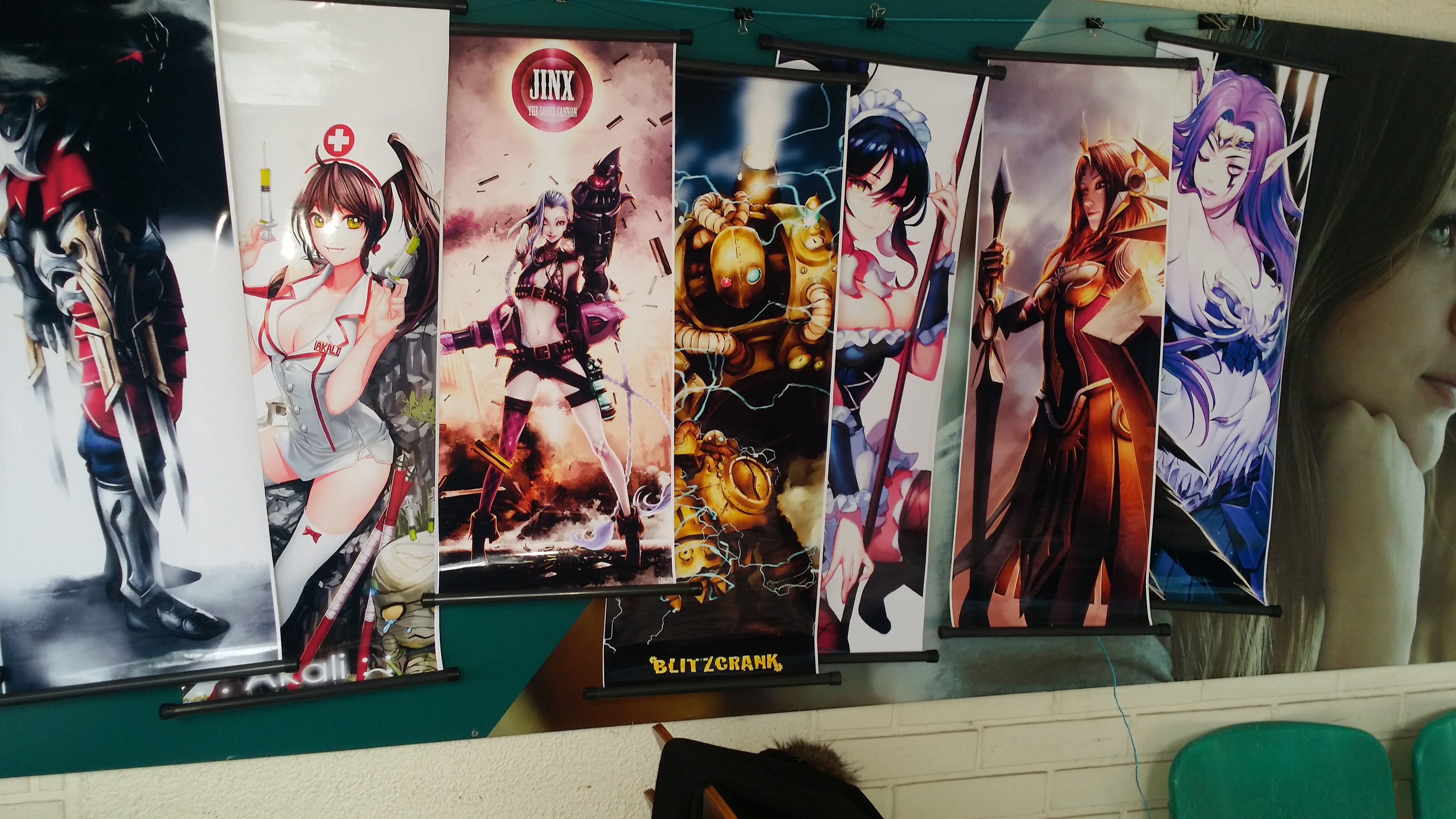 PENDÓN Posters Animes