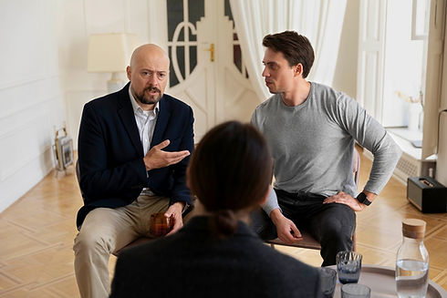 family-therapy-psychologist-office (2)_edited.jpg