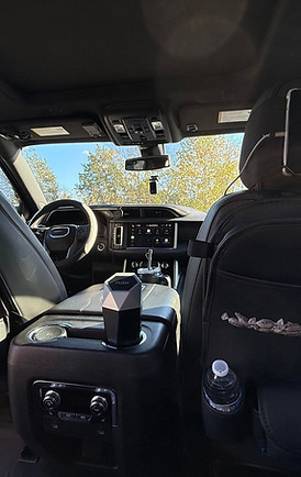 vehicle-interior-ab76cd62-1920w.jpg