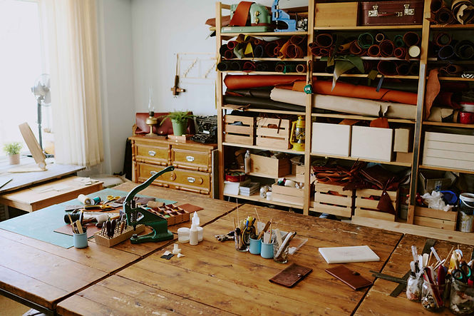 atelier-in-antique-style-2026-03-18-14-51-09-utc_11zon.jpg