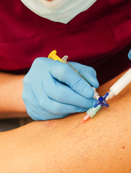 medical-professional-administering-an-injection-2026-03-17-04-43-02-utc.jpg