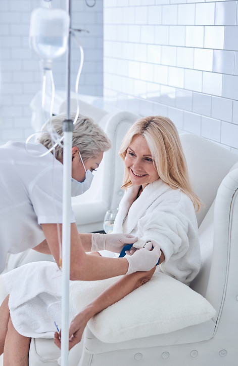 woman-receiving-iv-therapy-with-attentive-medical-2026-03-20-00-20-55-utc.jpg